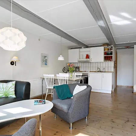 In Peaceful Surroundings Appartement Neksø